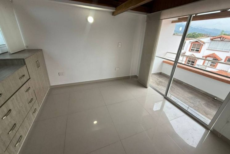 Casa de 4 alcobas en venta en Conjunto Santa Barbara, Bucaramanga, 190 m² · foto 8 de 10