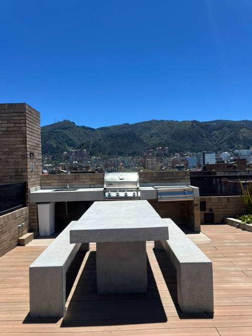 Apartaestudio en venta en El Virrey, Bogotá, 40 m² · foto 18 de 20