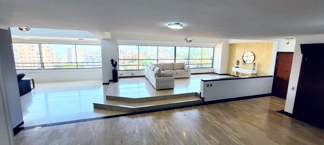 Apartamento de 6 alcobas en venta en El Poblado, Medellín, 480 m² · foto 7 de 15