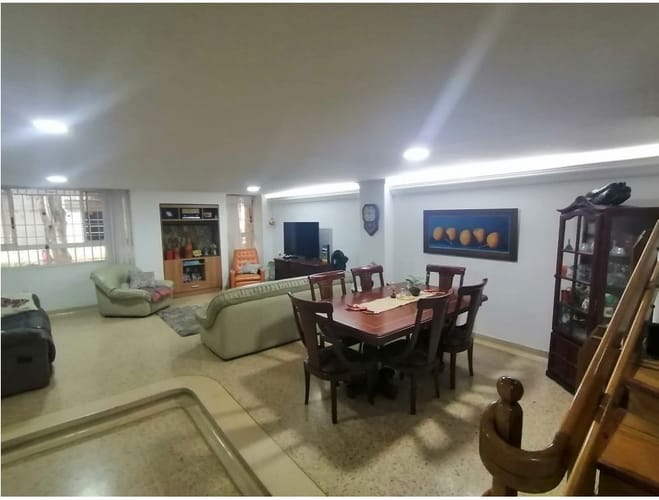 Apartamento de 4 alcobas en venta en Belén, Medellín, 189 m² · foto 5 de 15