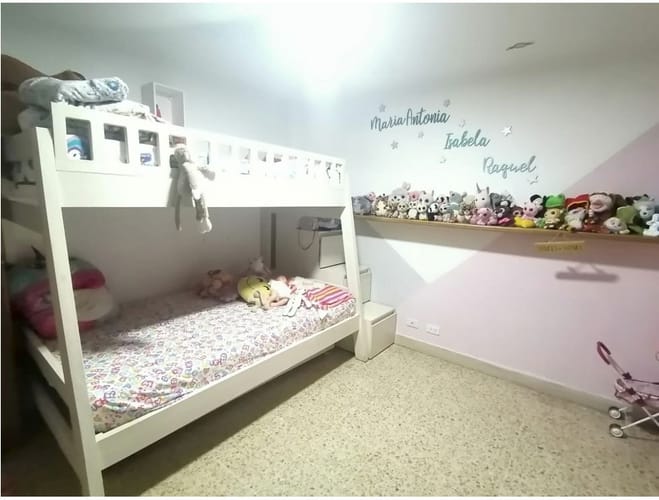 Apartamento de 4 alcobas en venta en Belén, Medellín, 189 m² · foto 13 de 15
