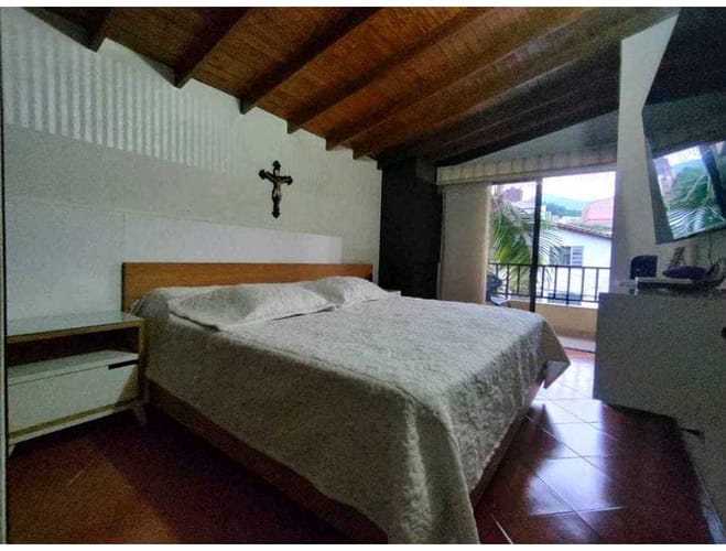 Apartamento de 5 alcobas en venta en Belén, Medellín, 180 m² · foto 14 de 16