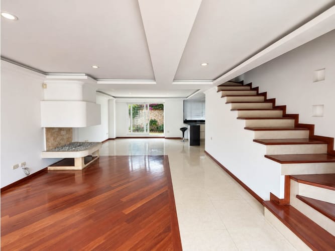 Casa de 3 alcobas en arriendo en Cr San Valentin, Chía, 239 m² · foto 1 de 14