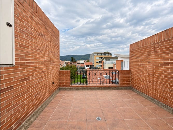 Casa de 3 alcobas en arriendo en Cr San Valentin, Chía, 239 m² · foto 12 de 14