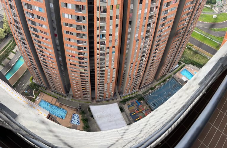 Apartamento de 3 alcobas en venta en Bello, 80 m² · foto 9 de 14
