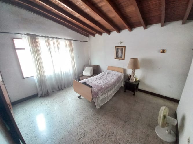 Casa de 5 alcobas en venta en Belén, Medellín, 173 m² · foto 15 de 21