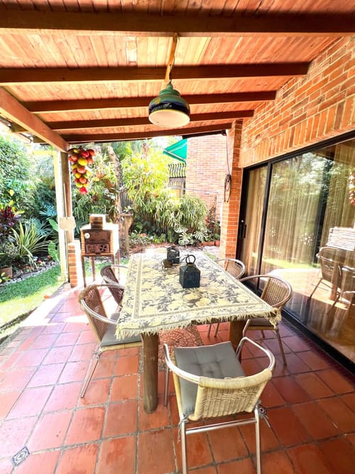 Casa de 3 alcobas en venta en Los Balsos, Medellín, 210 m² · foto 5 de 17