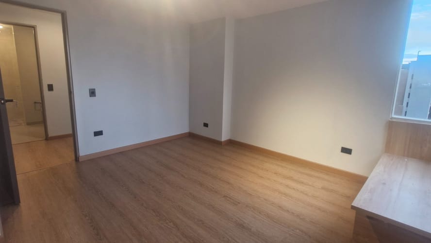 Apartamento de 2 alcobas en venta en Las Nieves, Bogotá, 71 m² · foto 6 de 12