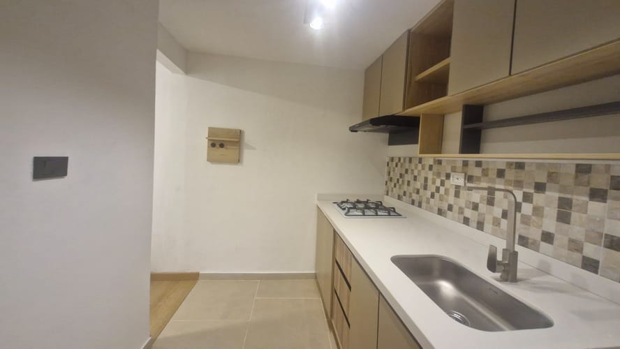 Apartamento de 2 alcobas en venta en Las Nieves, Bogotá, 71 m² · foto 11 de 12