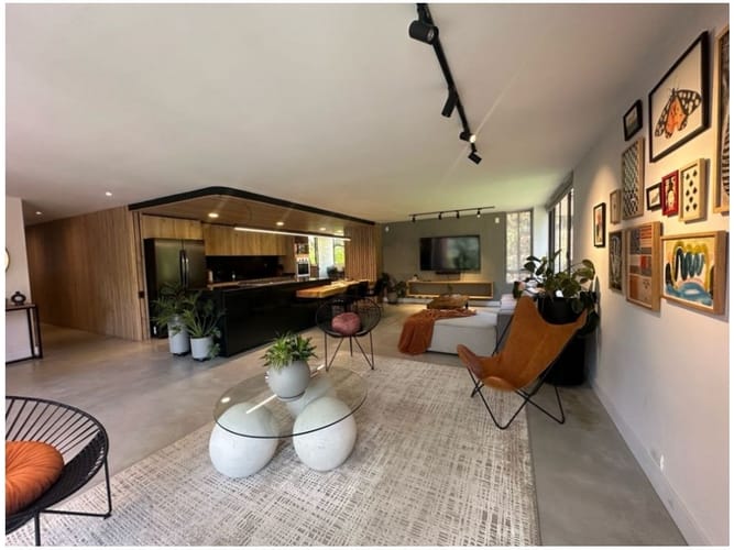 Apartamento de 3 alcobas en venta en Milla De Oro, Medellín, 192 m² · foto 4 de 15