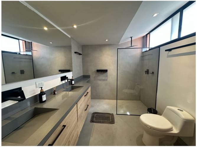Apartamento de 3 alcobas en venta en Milla De Oro, Medellín, 192 m² · foto 11 de 15