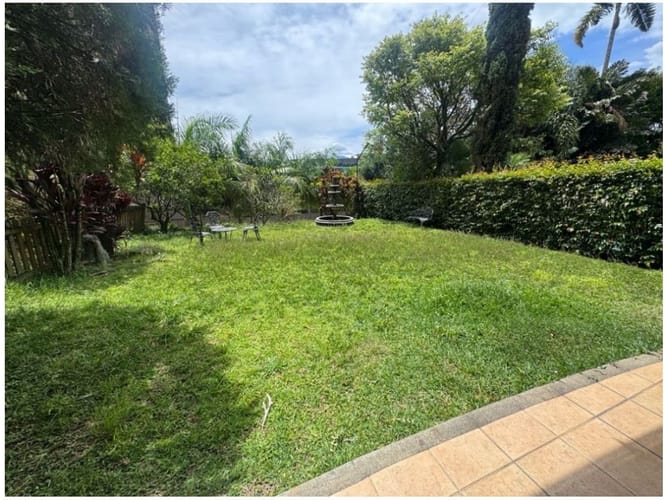 Casa de 3 alcobas en venta en Altos Del Poblado, Medellín, 345 m² · foto 4 de 17