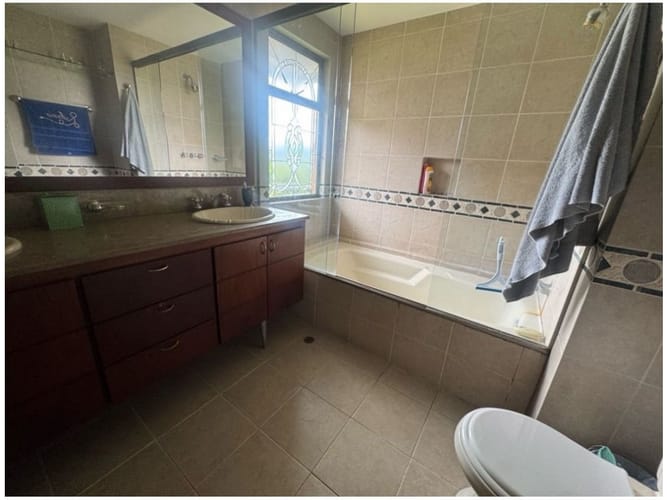 Casa de 3 alcobas en venta en Altos Del Poblado, Medellín, 345 m² · foto 17 de 17