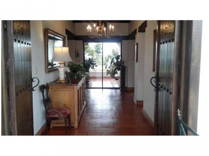 Casa de 3 alcobas en venta en Urquita, Medellín, 460 m² · foto 1 de 24