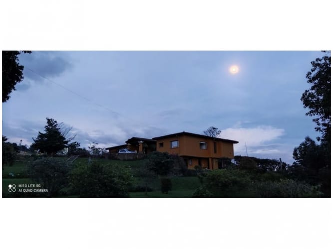 Casa de 3 alcobas en venta en Urquita, Medellín, 460 m² · foto 11 de 24