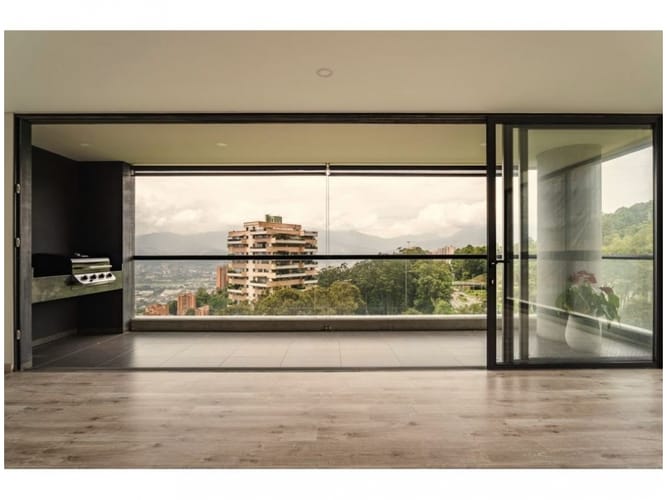 Apartamento de 3 alcobas en venta en El Poblado, Medellín, 139 m² · foto 5 de 21