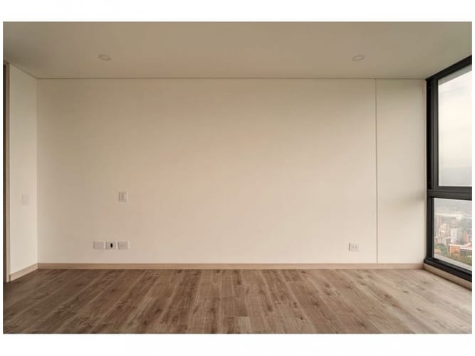 Apartamento de 3 alcobas en venta en El Poblado, Medellín, 139 m² · foto 9 de 21