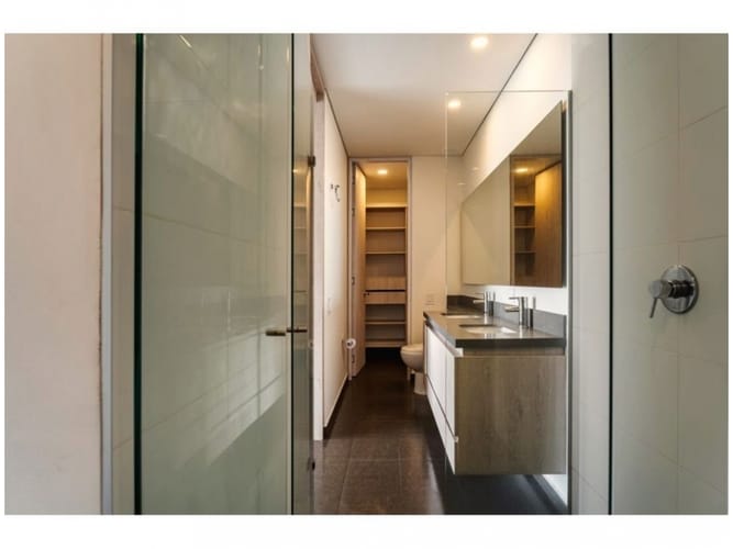 Apartamento de 3 alcobas en venta en El Poblado, Medellín, 139 m² · foto 11 de 21
