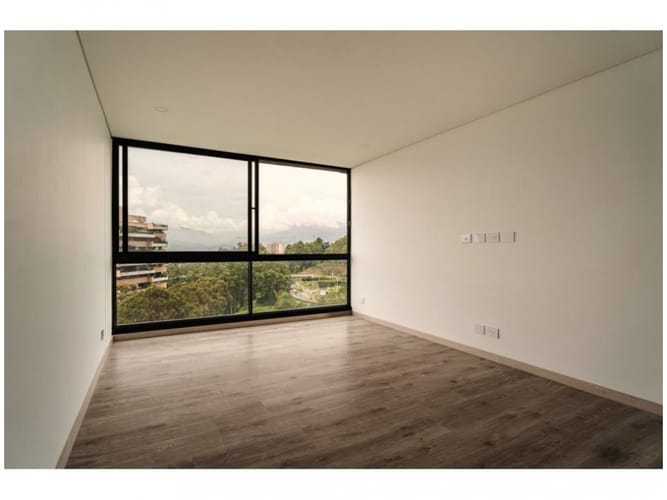 Apartamento de 3 alcobas en venta en El Poblado, Medellín, 139 m² · foto 16 de 21