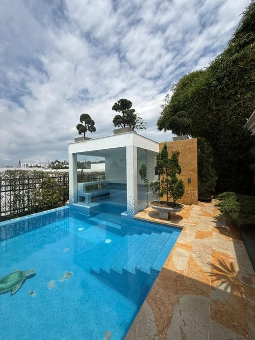 Casa de 4 alcobas en arriendo en Ciudad Jardin, Cali, 500 m² · foto 2 de 20