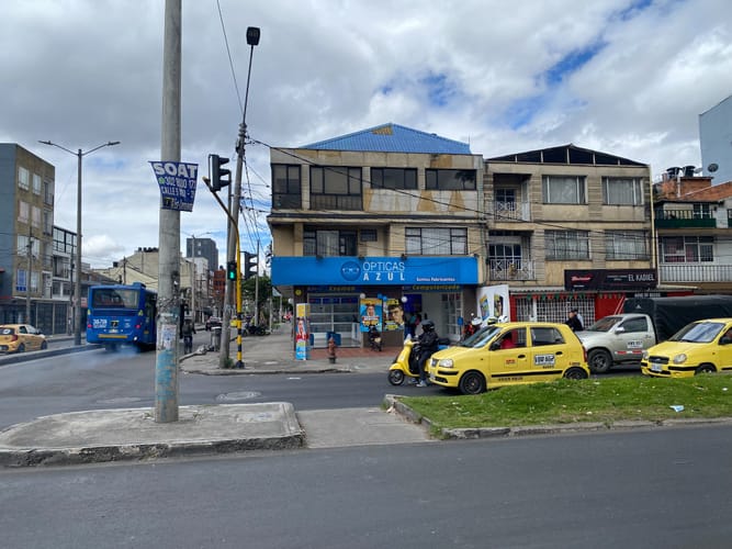 Apartaestudio en arriendo en Santa Isabel, Bogotá, 35 m² · foto 2 de 18