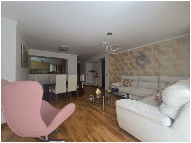 Apartamento de 4 alcobas en venta en Loma De Los Bernal, Medellín, 120 m² · foto 4 de 20
