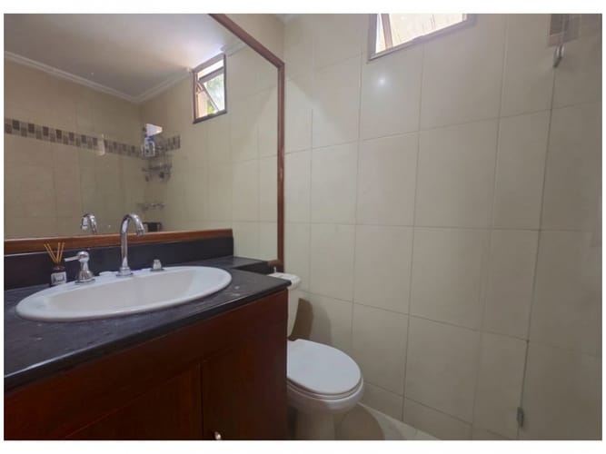Apartamento de 4 alcobas en venta en Loma De Los Bernal, Medellín, 120 m² · foto 18 de 20