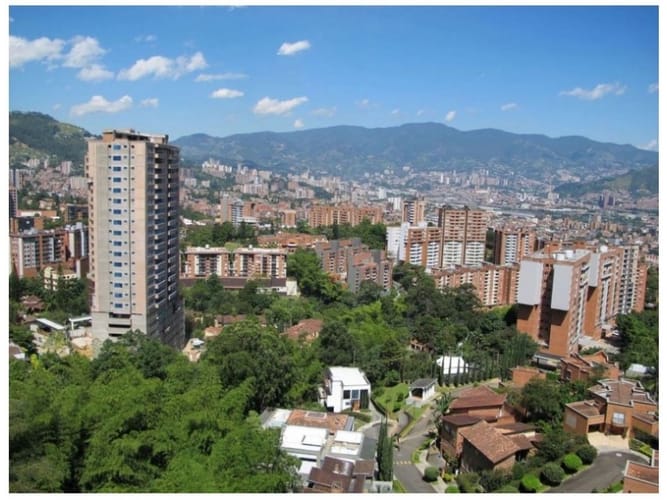 Apartamento de 3 alcobas en venta en Loma Del Esmeraldal, Envigado, 169 m² · foto 4 de 24