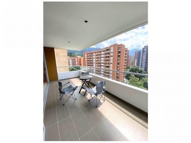 Apartamento de 3 alcobas en venta en Loma Del Esmeraldal, Envigado, 169 m² · foto 7 de 24