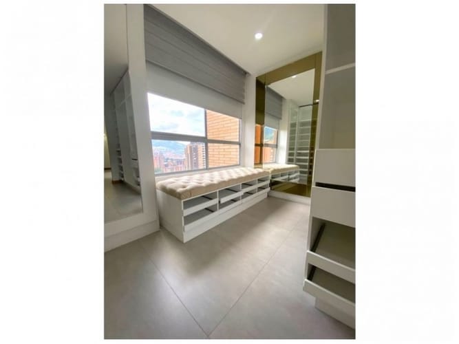 Apartamento de 3 alcobas en venta en Loma Del Esmeraldal, Envigado, 169 m² · foto 19 de 24