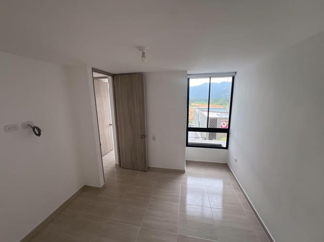 Apartamento de 3 alcobas en arriendo en Cr. Colina Del Hato, Piedecuesta, 82 m² · foto 8 de 11