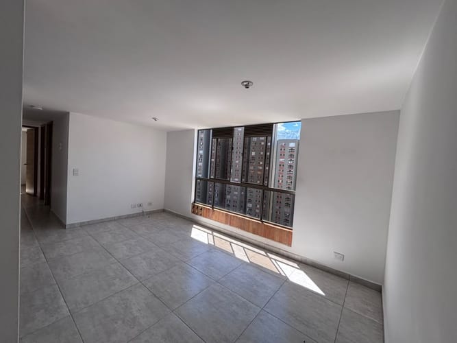 Apartamento de 3 alcobas en arriendo en Hato Viejo, Bello, 80 m² · foto 2 de 18