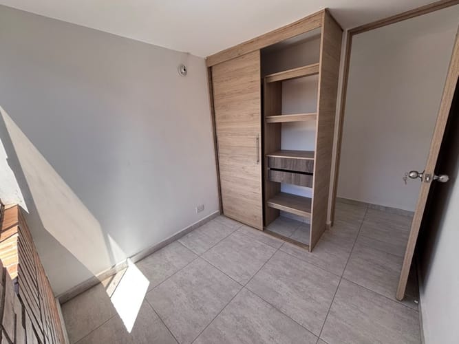 Apartamento de 3 alcobas en arriendo en Hato Viejo, Bello, 80 m² · foto 7 de 18