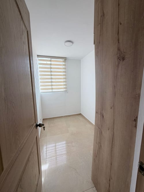 Apartamento de 3 alcobas en venta en Llano Grande, Rionegro, 55 m² · foto 6 de 14