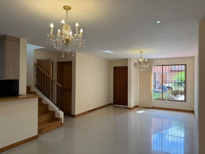 Casa de 3 alcobas en venta en Gualanday, Rionegro, 200 m² · foto 2 de 24