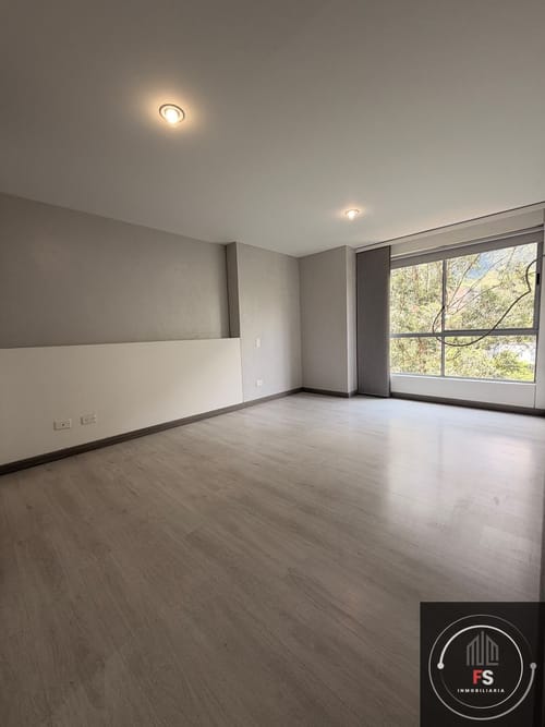 Apartamento de 3 alcobas en arriendo en Tres Esquinas, Sabaneta, 90 m² · foto 3 de 18