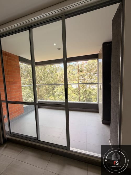 Apartamento de 3 alcobas en arriendo en Tres Esquinas, Sabaneta, 90 m² · foto 5 de 18