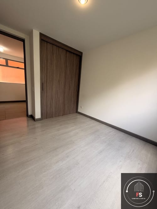 Apartamento de 3 alcobas en arriendo en Tres Esquinas, Sabaneta, 90 m² · foto 8 de 18