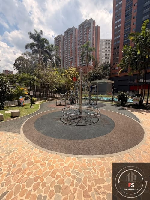 Apartamento de 3 alcobas en arriendo en Tres Esquinas, Sabaneta, 90 m² · foto 18 de 18