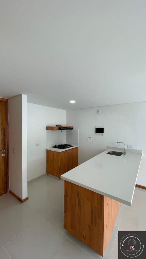 Apartamento de 2 alcobas en arriendo en San Jose, Sabaneta, 80 m² · foto 4 de 13