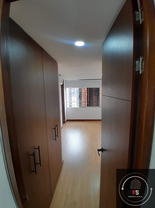 Apartamento de 3 alcobas en arriendo en La Inmaculada, Envigado, 96 m² · foto 14 de 20