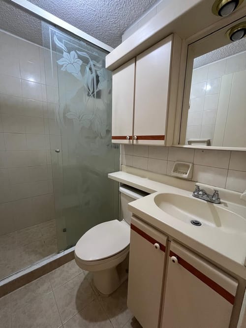 Apartamento de 3 alcobas en venta en Cabecera Del Llano, Bucaramanga, 135 m² · foto 11 de 20