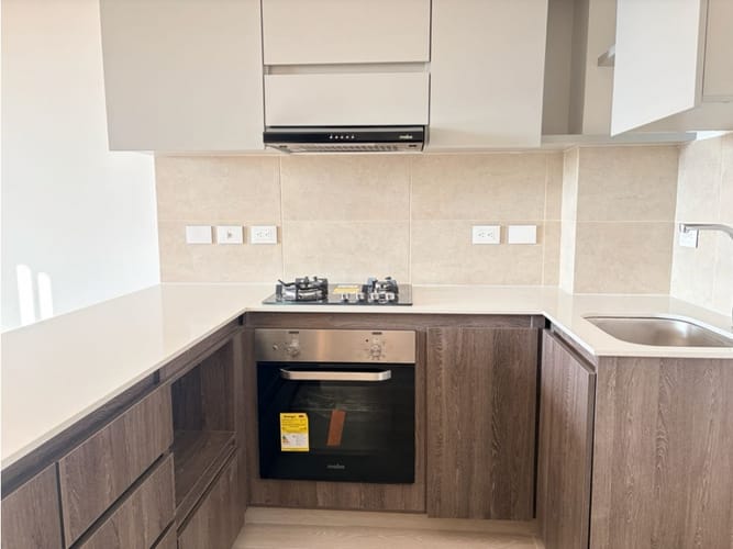 Apartamento de 3 alcobas en arriendo en Buenavista, Barranquilla, 87 m² · foto 2 de 24