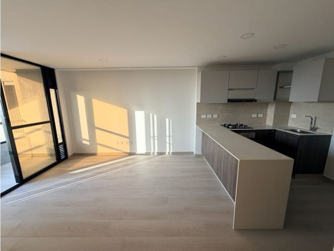 Apartamento de 3 alcobas en arriendo en Buenavista, Barranquilla, 87 m² · foto 3 de 24