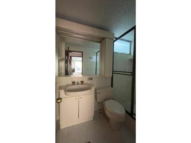 Apartamento de 2 alcobas en venta en La Carolina, Bogotá, 86 m² · foto 10 de 13