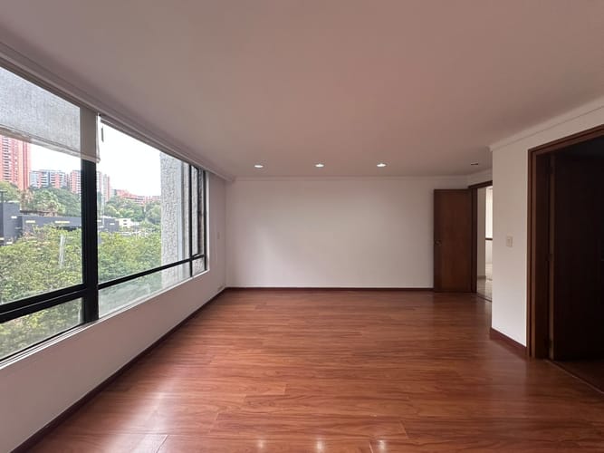 Apartamento de 4 alcobas en arriendo en El Poblado, Sabaneta, 400 m² · foto 7 de 19