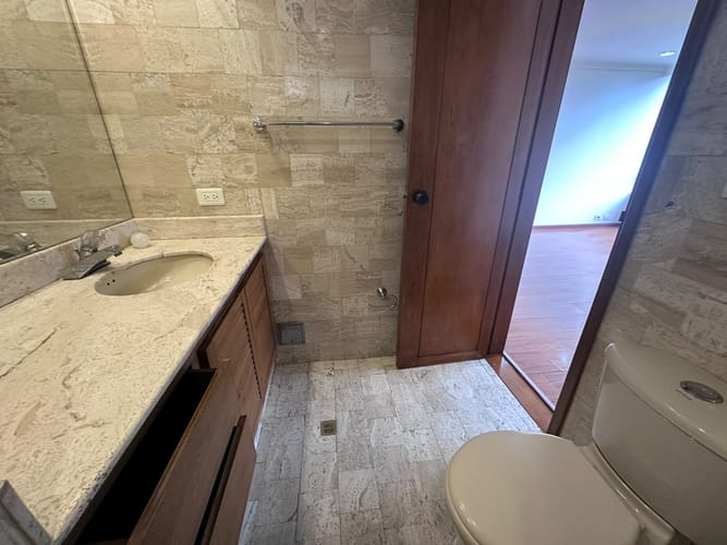 Apartamento de 4 alcobas en arriendo en El Poblado, Sabaneta, 400 m² · foto 17 de 19