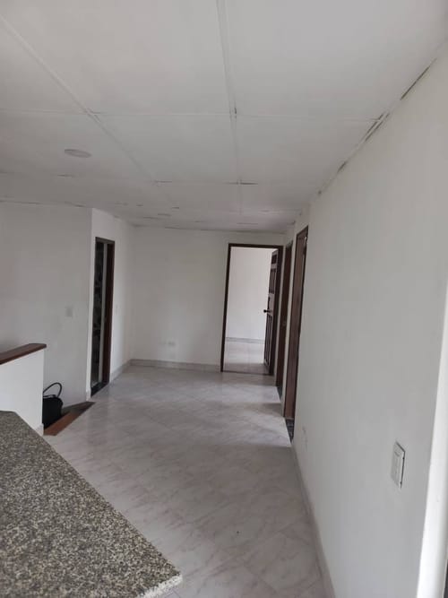 Apartamento en arriendo en El Velódromo, Medellín, 84 m² · foto 3 de 14