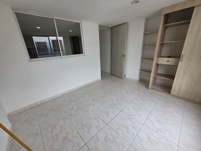 Apartaestudio en arriendo en Villa Hermosa, Medellín, 55 m² · foto 5 de 14