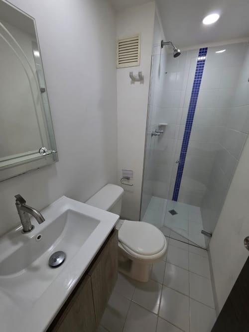 Apartaestudio en arriendo en Villa Hermosa, Medellín, 55 m² · foto 12 de 14